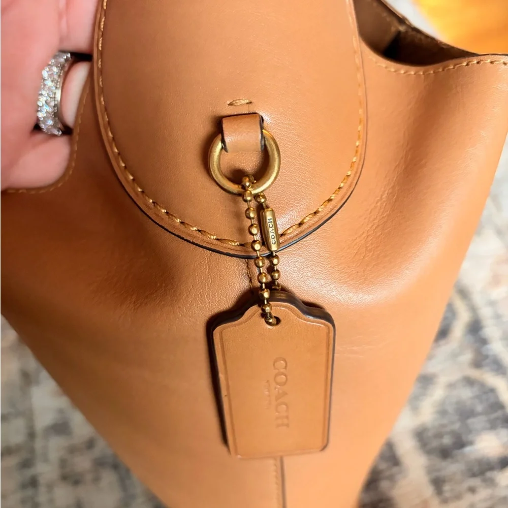 Coach Honey Brown Brooklyn 28 - Picture 10 of 14